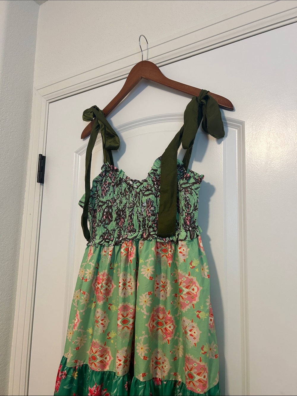 Women’s Green & Pink Tie Sleeve Tank Top Maxi Dress Size Large with pockets - Picture 2 of 6